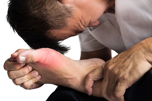 Big Toe Pain: Find out all about the different causes, symptoms, diagnosis and treatment of big toe joint pain Big Toe Pain: Find out all about the different causes, symptoms, diagnosis and treatment of big toe joint pain