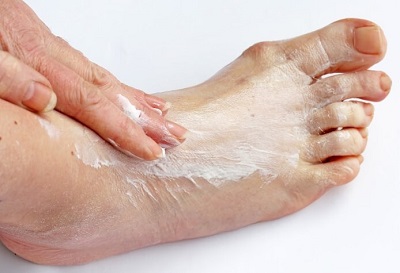 hands bottom cumshot hands bottom cumshot