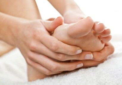 Pain On Inside Of Foot: Cramps. Causes, symptoms and Treatment of inner foot arch cramps
