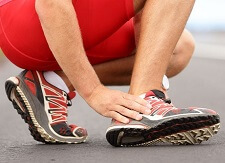 Common causes of pain on outside of foot